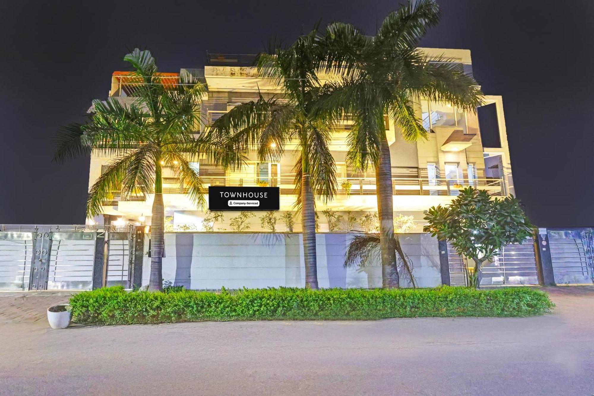 Townhouse Sector 49 Sohna Road Hotel Gurgaon Exterior foto