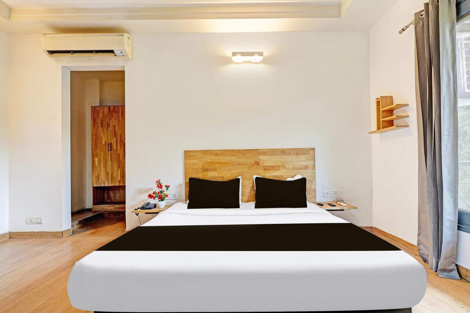 Townhouse Sector 49 Sohna Road Hotel Gurgaon Exterior foto
