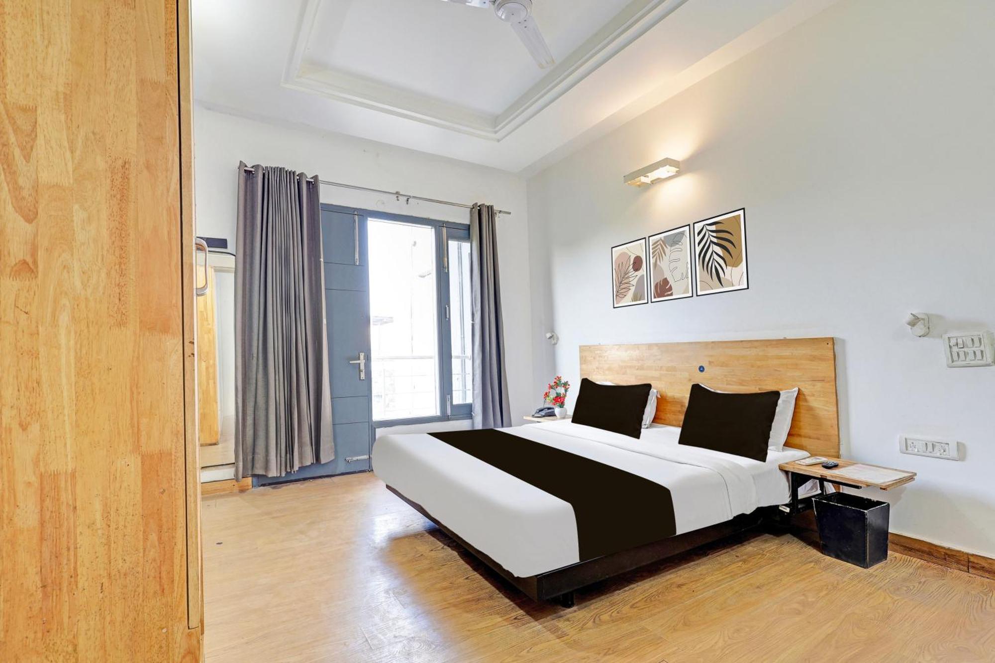 Townhouse Sector 49 Sohna Road Hotel Gurgaon Exterior foto